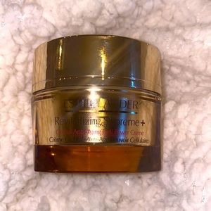 Estée Lauder revitalizing supreme + global anti-aging cell power cream